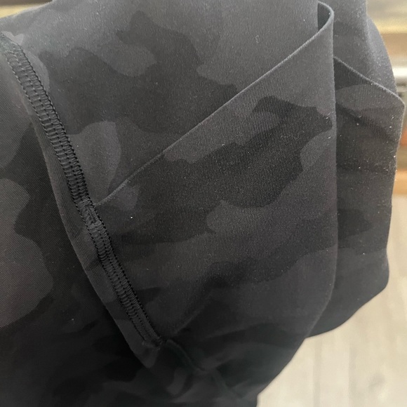 Lululemon camouflage high rise  Swift Speed HR 21” Tights Cropped pant… - Picture 15 of 16